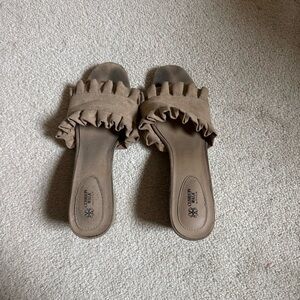 Vince Camuto Tan Ruffle Slide Sandals